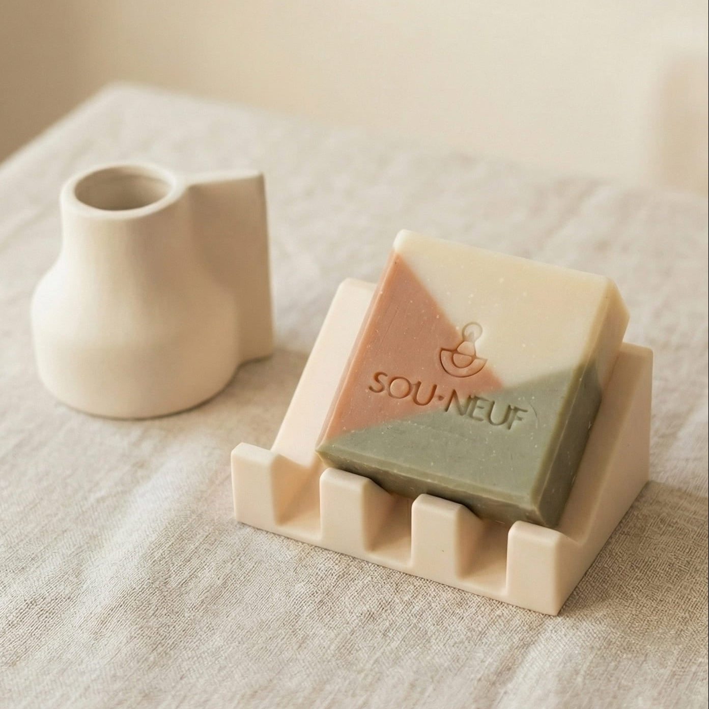 PORTE-SAVON ANTI-CHUTE